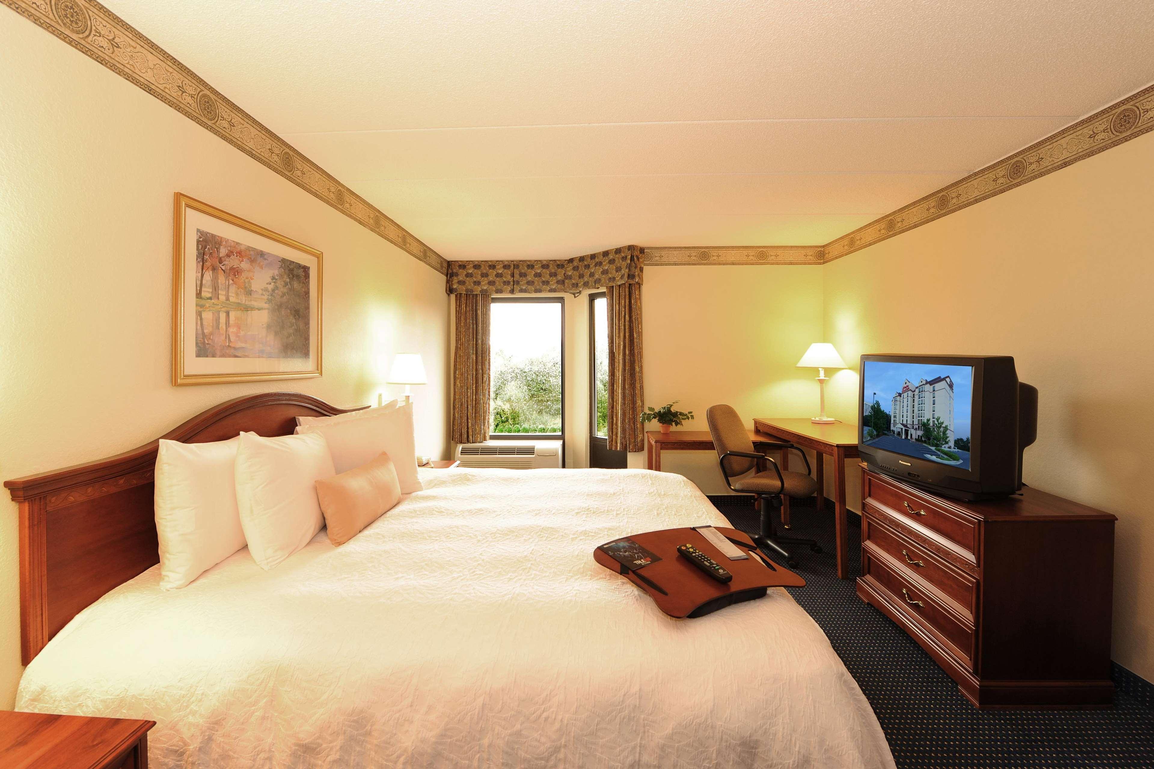 Hampton Inn & Suites Atlanta-Galleria Smyrna Bilik gambar